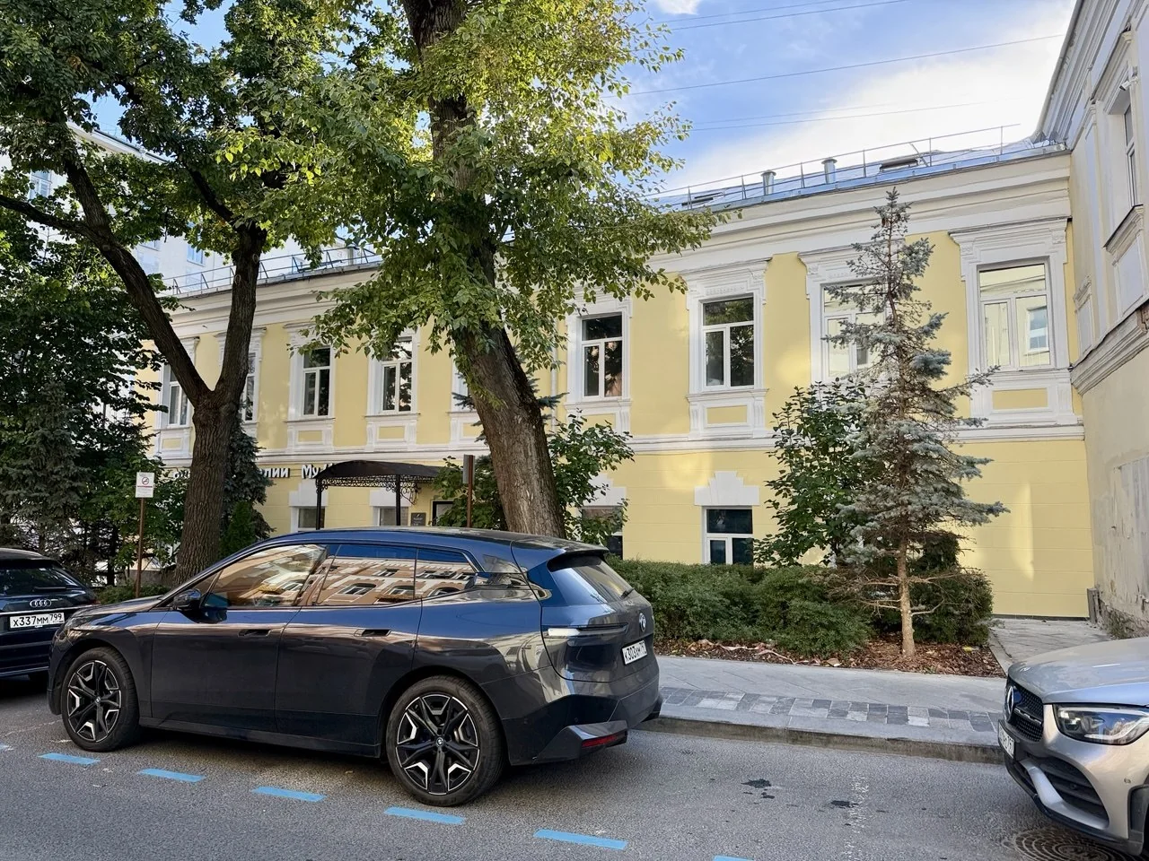 Фото объекта · г Москва, Малый Златоустинский пер, д 3 стр 1
